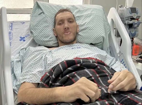 Imagem de Joelison Fernandes, o homem mais alto do Brasil, amputa perna Joelison Fernandes, o homem mais alto do Brasil, amputa perna