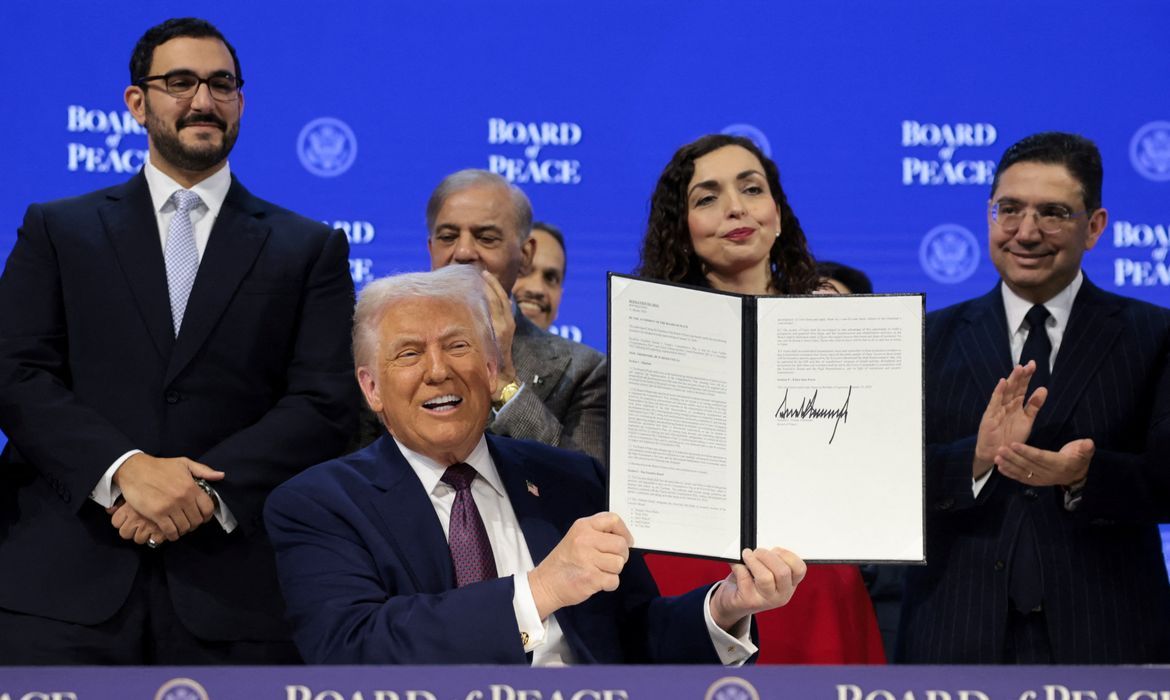 Trump anuncia Conselho de Paz em Davos para mediar conflitos globais, incluindo Gaza