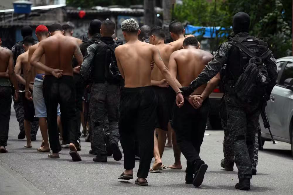 Pesquisa revela apoio a operação policial no RJ