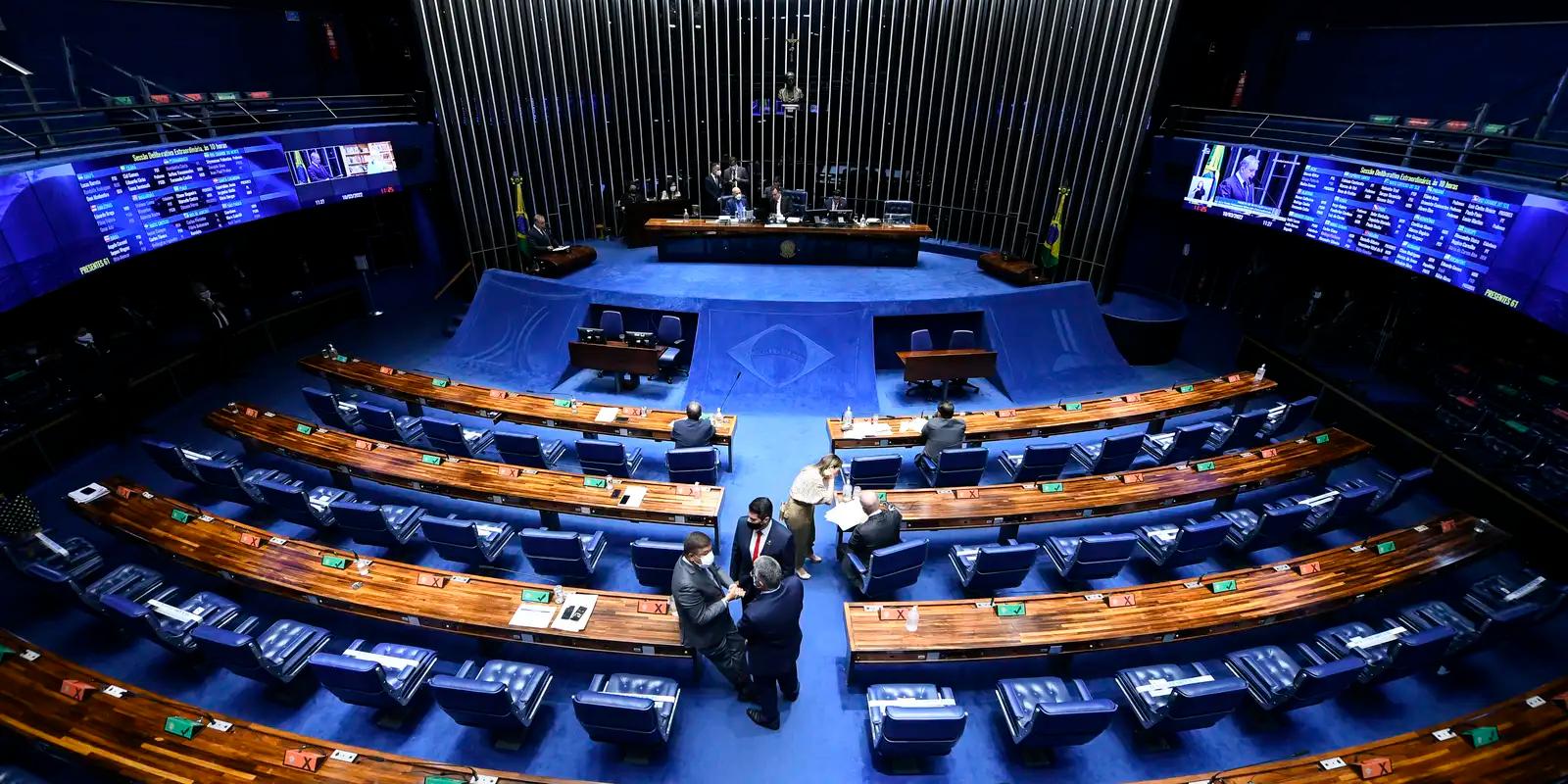 Senado aprova isenção de IR para salários até R$ 3.036