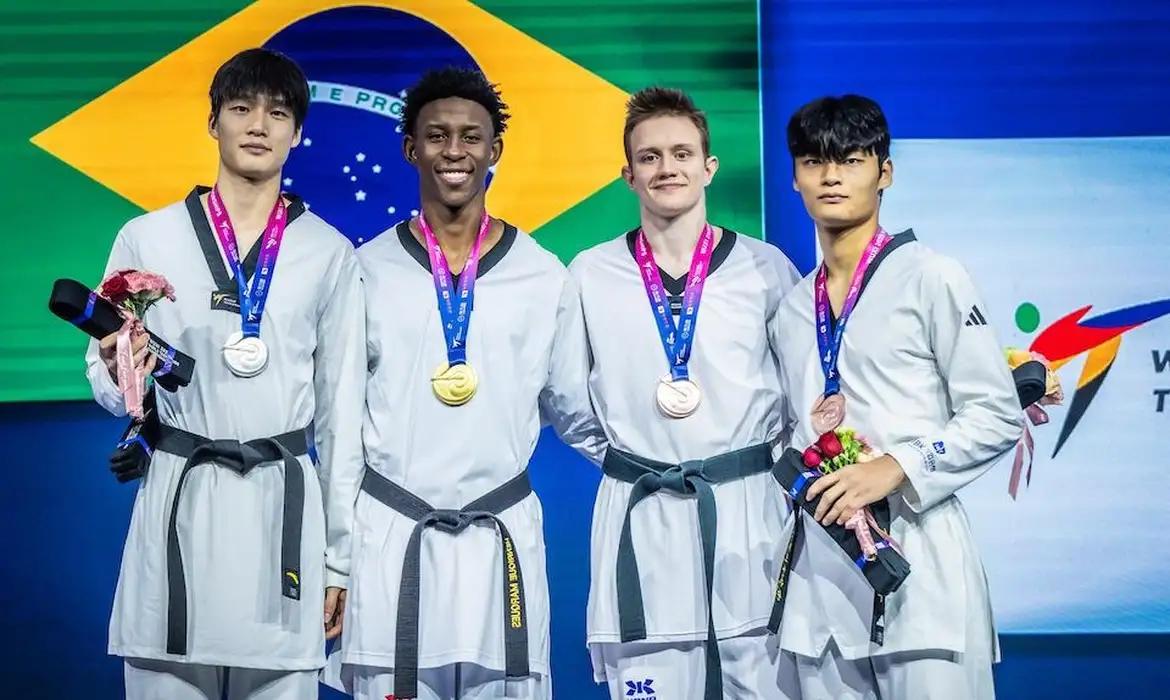 Henrique Marques Faz História no Mundial de Taekwondo