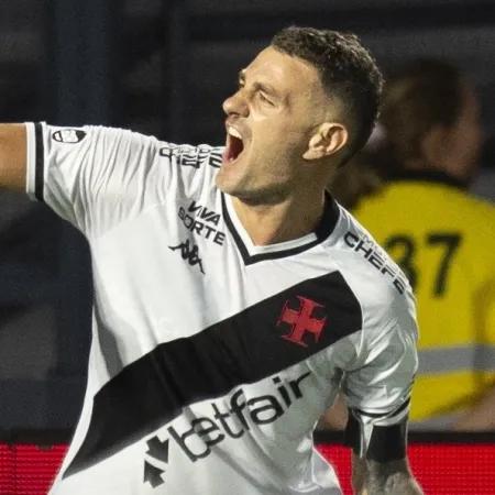 Vasco vence Bragantino e mantém sequência vitoriosa