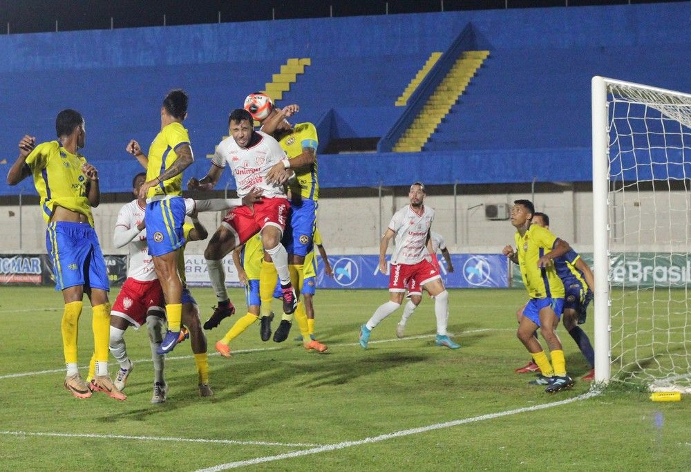Araçatuba e Noroeste disputaram a terceira rodada da Copa Paulista.