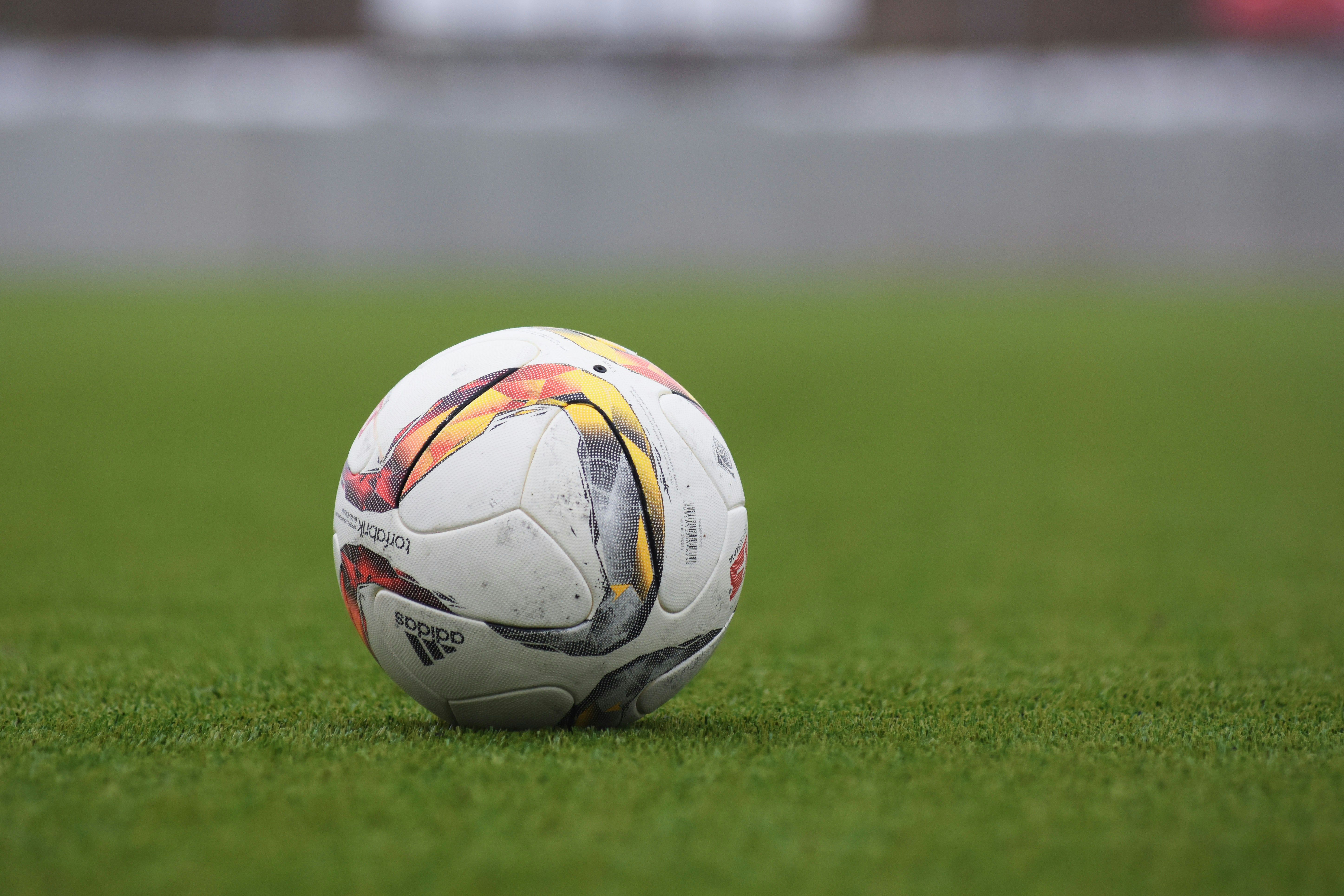 Jogos de futebol ao vivo hoje 11/08: horários e onde assistir