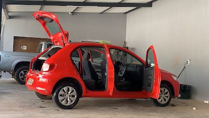 Macchioli lava car