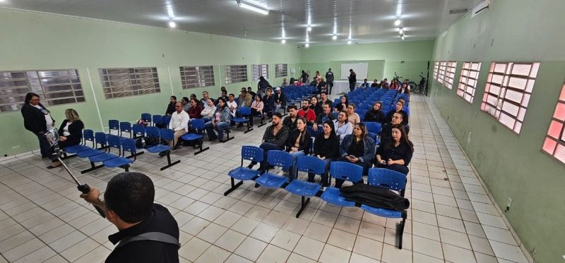 Castilho lança programa contra leishmaniose em cães