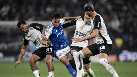Corinthians e Cruzeiro empatam sem gols na 16ª rodada