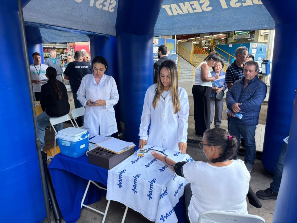 Vacinação contra gripe em Araçatuba: 43,82% de cobertura em 2023.