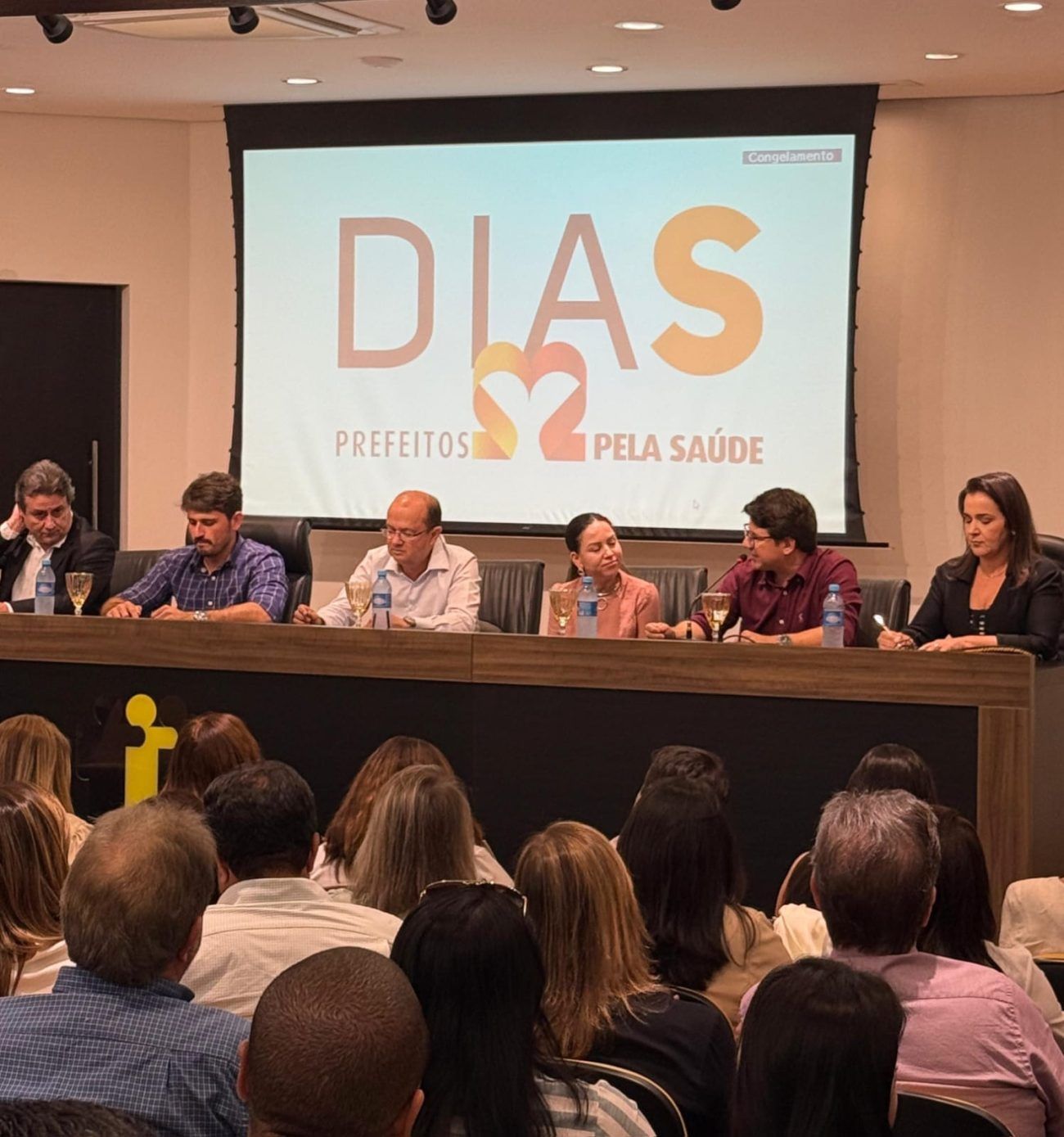 Prefeito Cassiano Maia discursa no evento "Dia S" em Campo Grande, MS