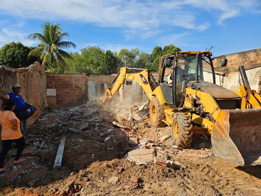 Família de Araçatuba realocada de área de risco no Bairro Iporã.
