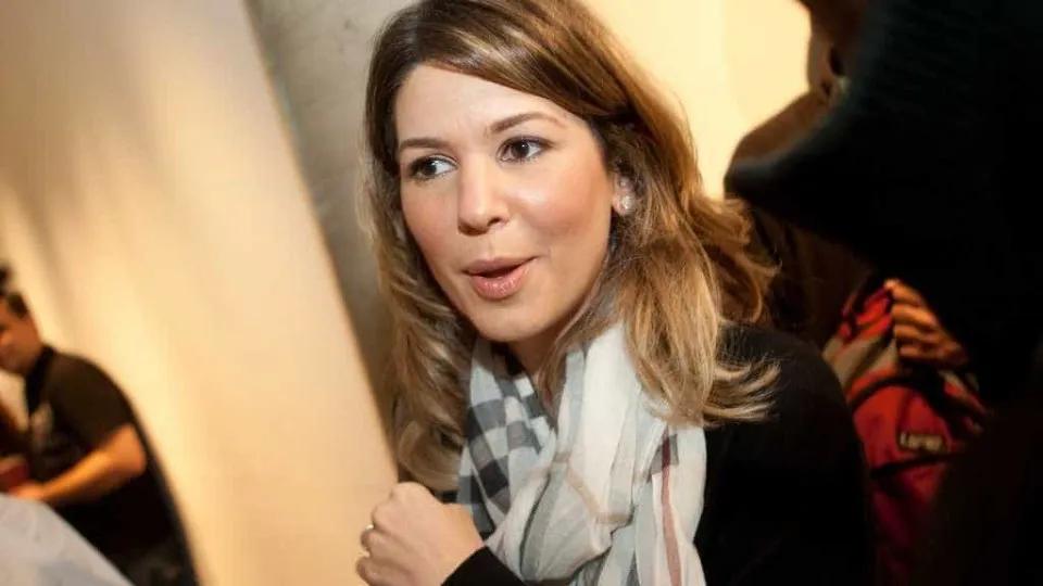 Daniela Beyruti defende SBT News após críticas de Zezé di Camargo