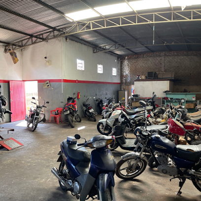 Gil Motos e Roberto Moto Peças