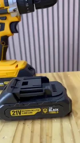 Imagem de Transforme Seus Projetos com a Parafusadeira Furadeira The Black Tools TB-21PX! - Detalhe 1 Transforme Seus Projetos com a Parafusadeira Furadeira The Black Tools TB-21PX! - Detalhe 1
