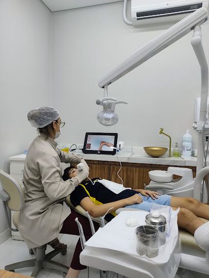 Dra Graziele Alves. Invisalign doctor. Odontologia especializada.