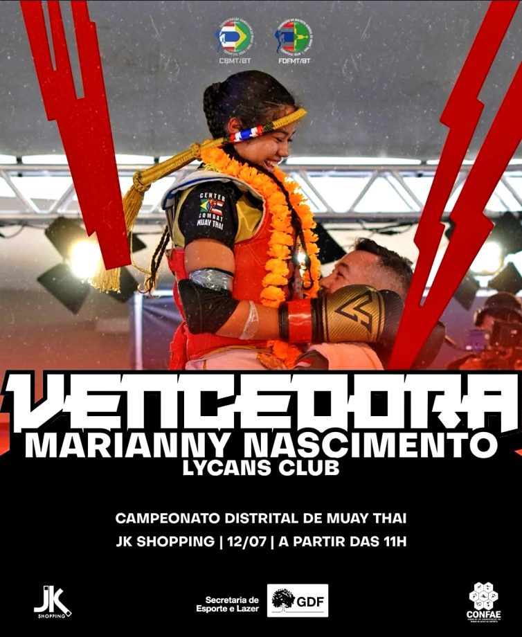 Atletas do Lycans Club exibem medalhas de ouro e prata no Distrithai 2023.
