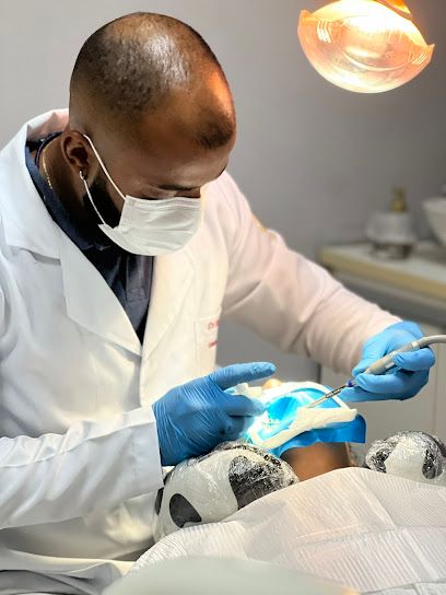 Dr. Diógenes Robert - Odontologia a domicílio Aracaju.