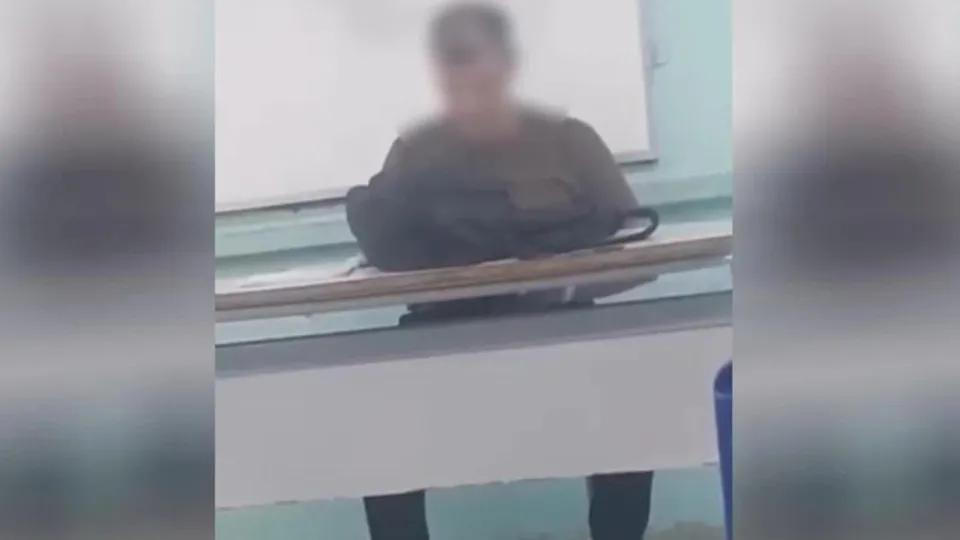 Professor é flagrado em ato impróprio em sala de aula no CE