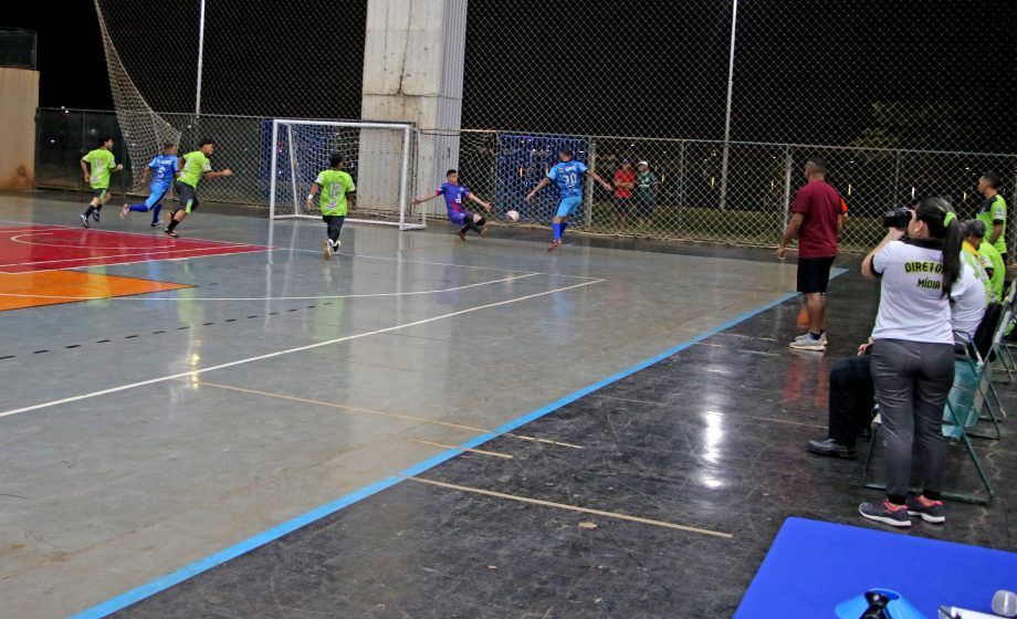 X1 Jari comemora título da Série B no Campeonato de Futsal 2025 em Três Lagoas.
