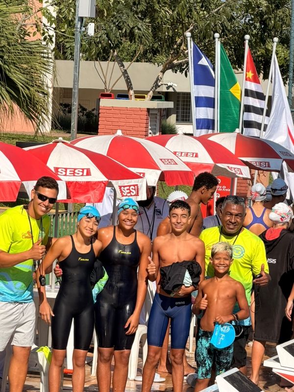 Equipe de Natação de Andradina faz sucesso na Liga do SESI com recordes e medalhas