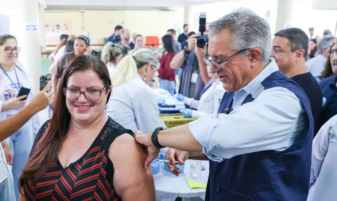 Caminho pioneiro: início da vacinação contra dengue com vacina do Butantan em Botucatu