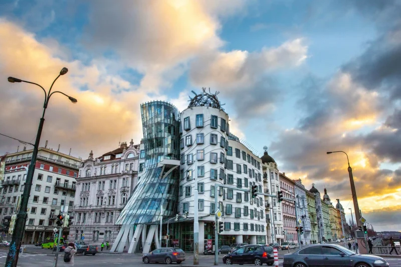 The Dancing House in Prague: History, How to Visit and Curiosities