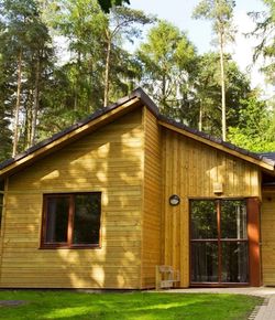 Center Parcs timber frame lodge building