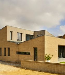 The 'Elsworth' contemporary design built to Passivhaus standard