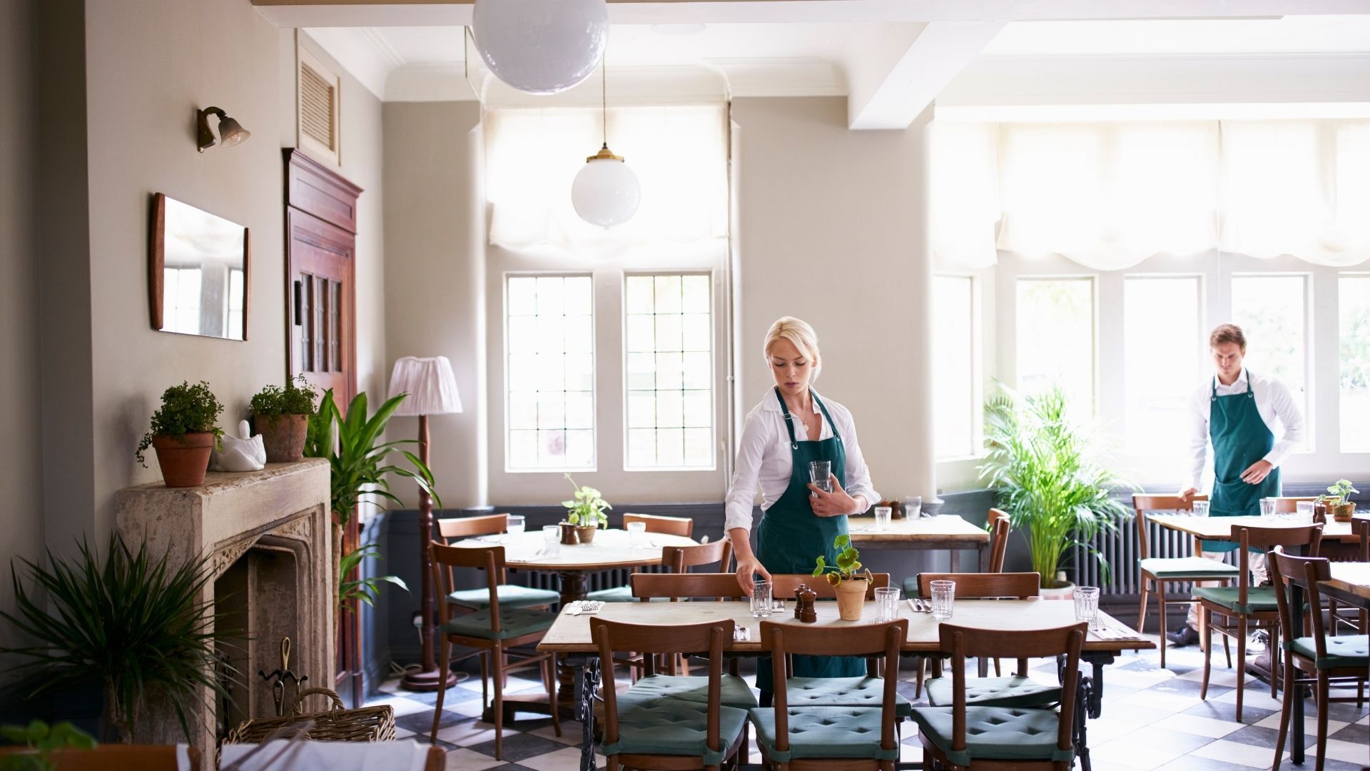 Mangel på arbeidskraft i restauranter