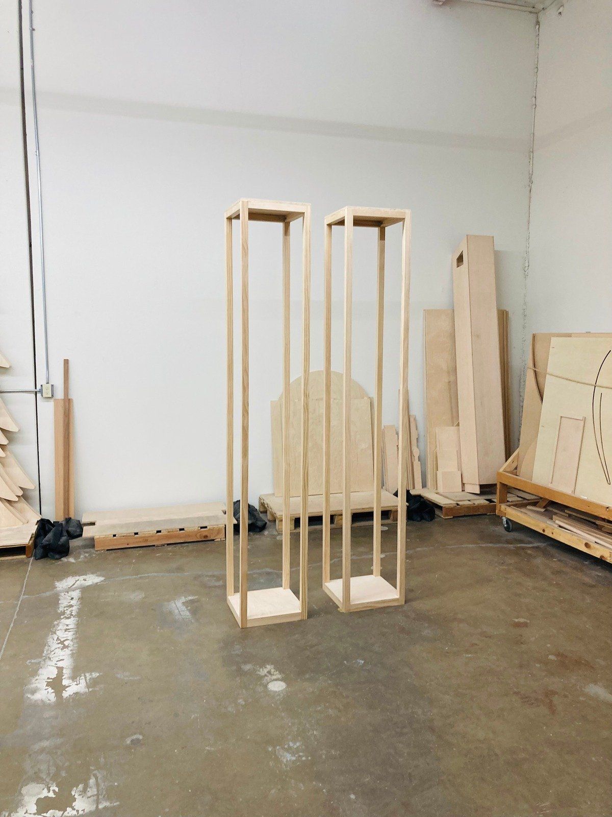 Wood Harlow Stands