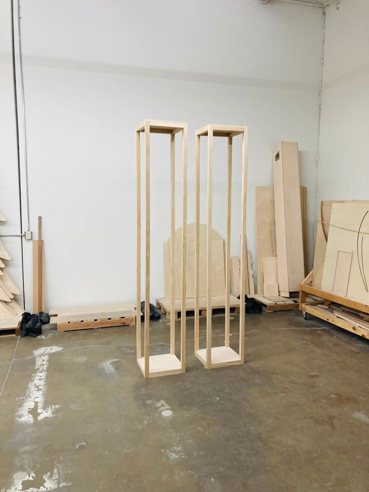 Wood Harlow Stands