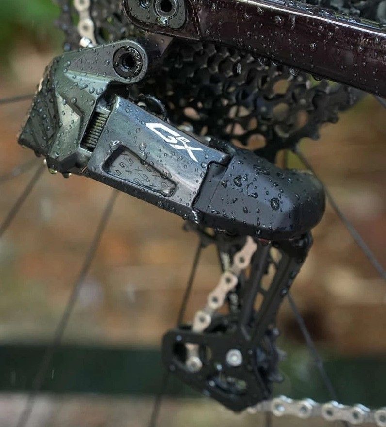 Wireless Electronic Derailleur in Rain and Mud: Does It Hold Up?