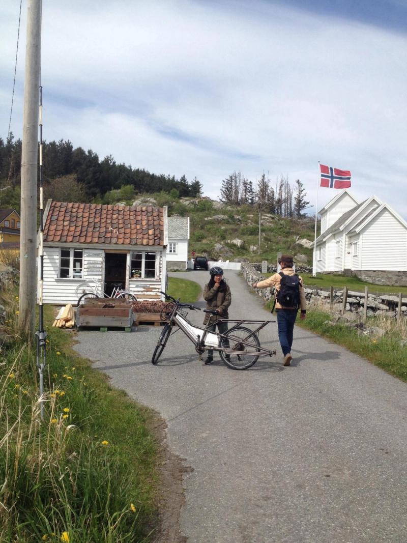 Til Fyret, halvveis/To the Lighthouse, halfway