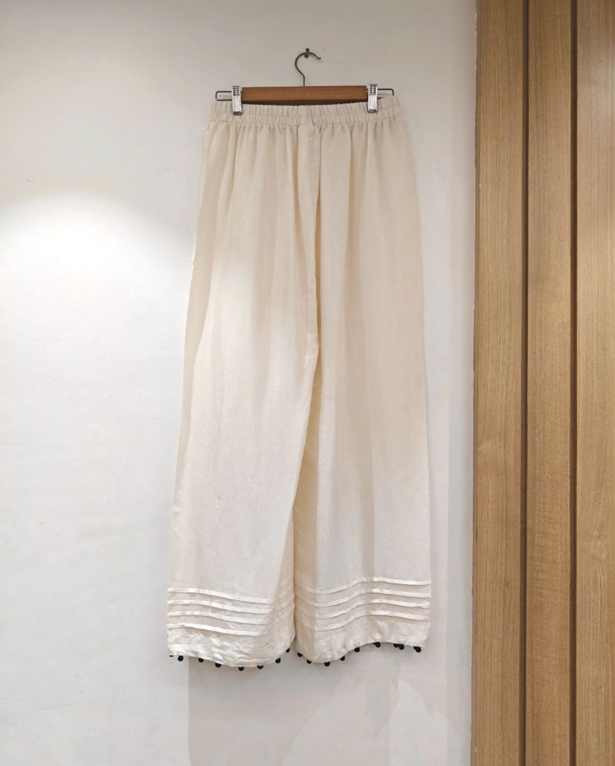 Humera 3pc suit photo 3