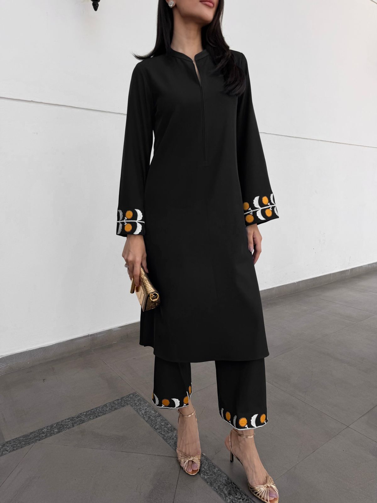 Ika – Co-ord set (Black) photo 3