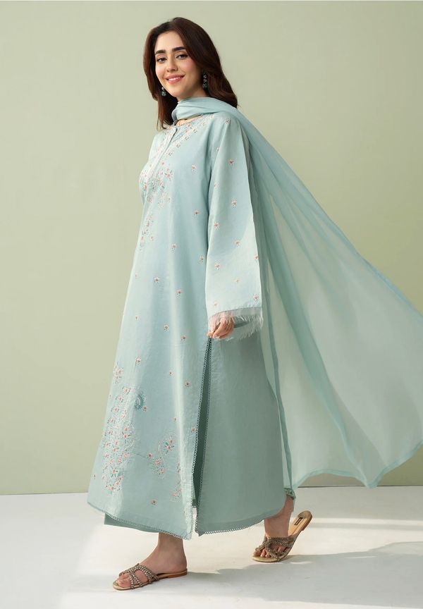 Farial by Rozana photo 3