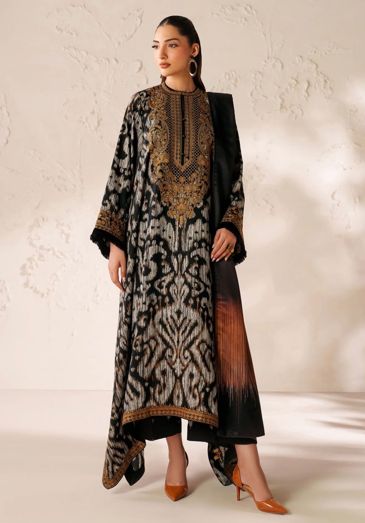 BAROQUE-EMBROIDERED VISCOSE SILK SF-4289 photo 2