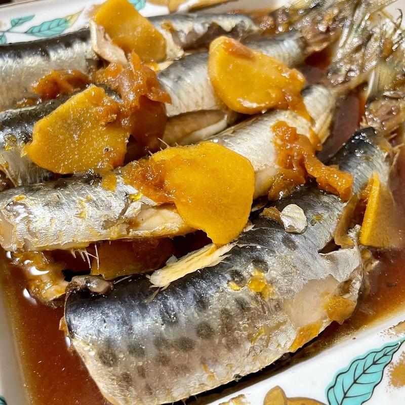 Quick Simmered Sardines with Umeboshi
