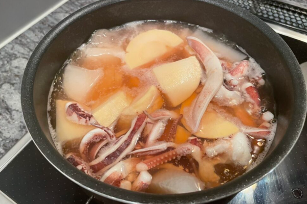 Simmered Squid, Daikon Radish and Bamboo Shoots