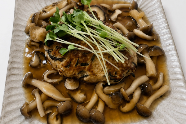 Hijiki Tofu Hamburg Steaks with Mushroom Ankake Sauce