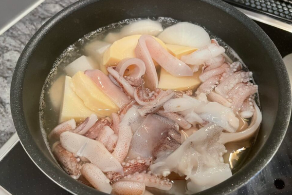 Simmered Squid, Daikon Radish and Bamboo Shoots