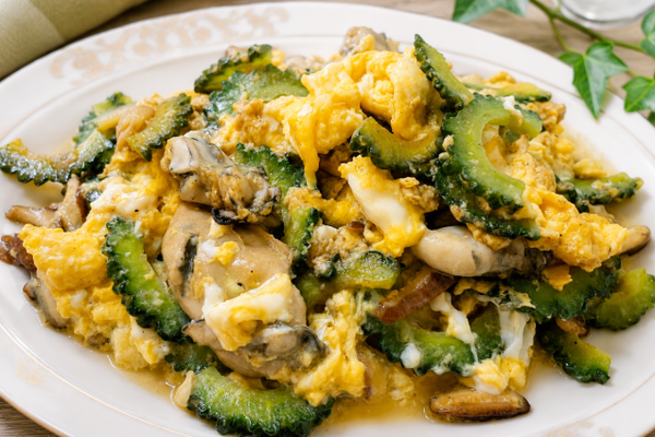 Stir Fried Bitter Melon, Oysters and Eggs with Oyster Sauce