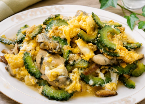 Stir Fried Bitter Melon, Oysters and Eggs with Oyster Sauce