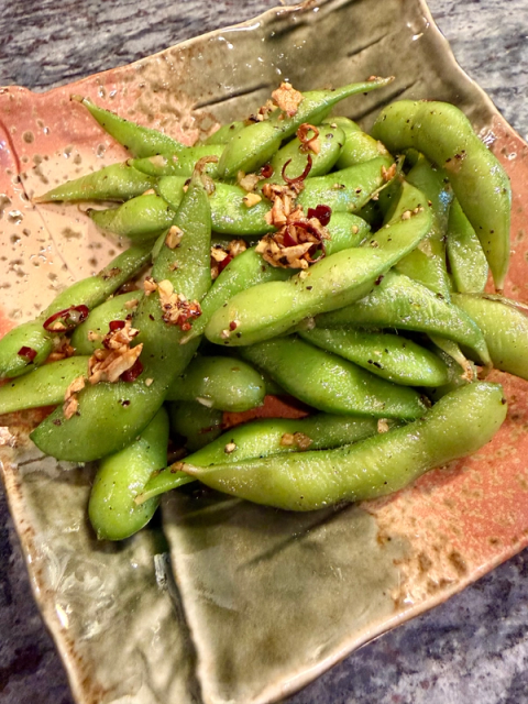 Addictive Garlic Edamame