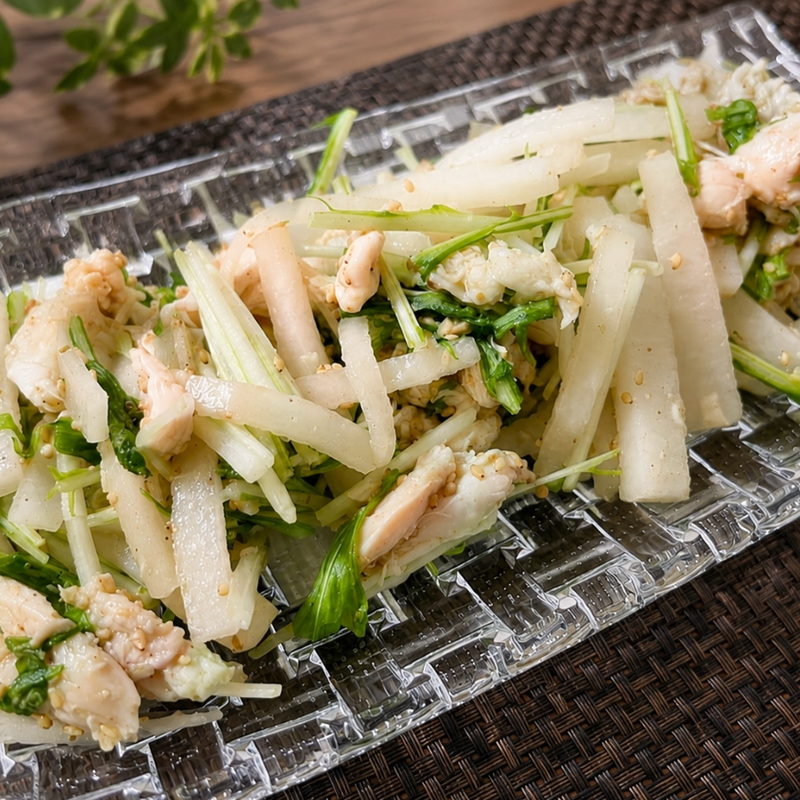Chicken Tenderloin, Daikon and Mizuna Salad