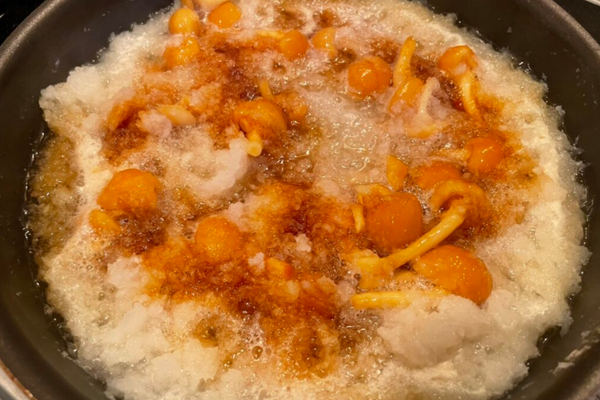 Nameko Mushrooms with Grated Daikon