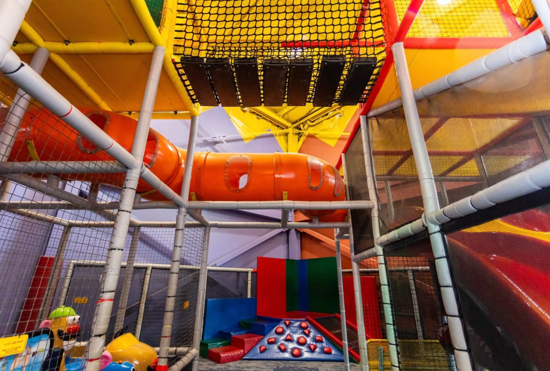 Attractions | Bullwinkle's Tukwila