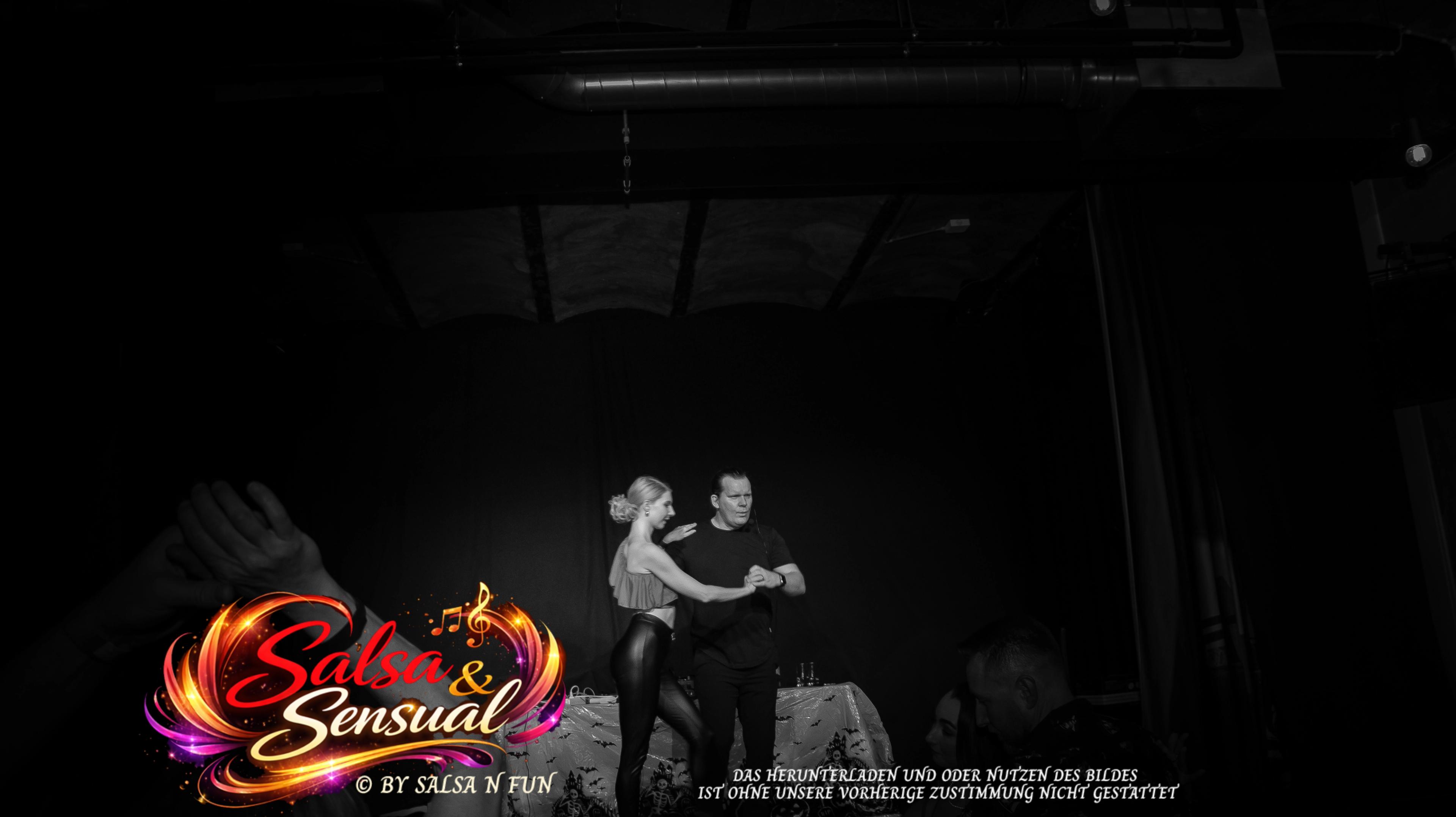 Halloween Salsa & Sensual Party 2025 - Bild 29