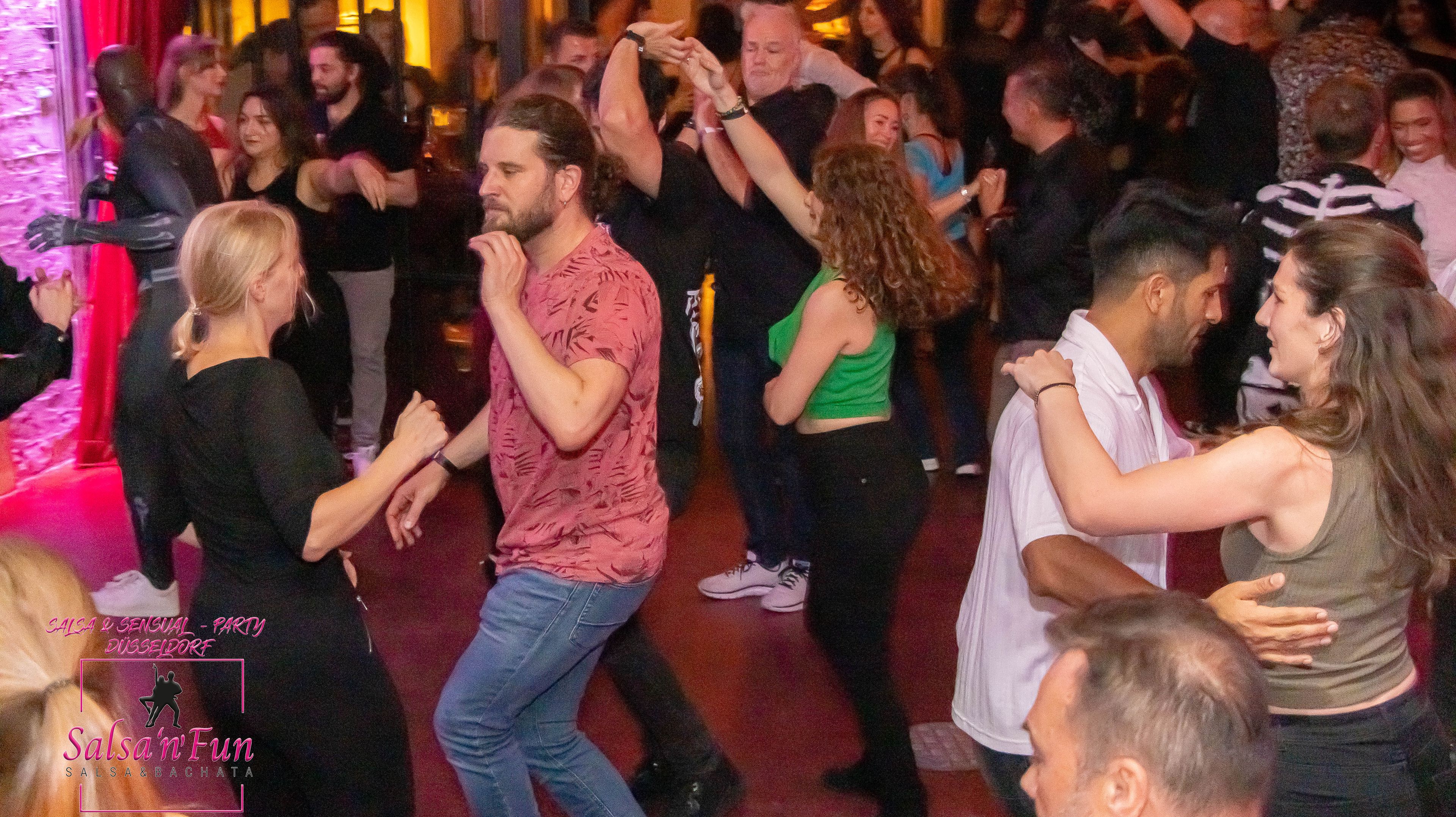 Halloween Salsa & Sensual Party 2024 - Bild 137