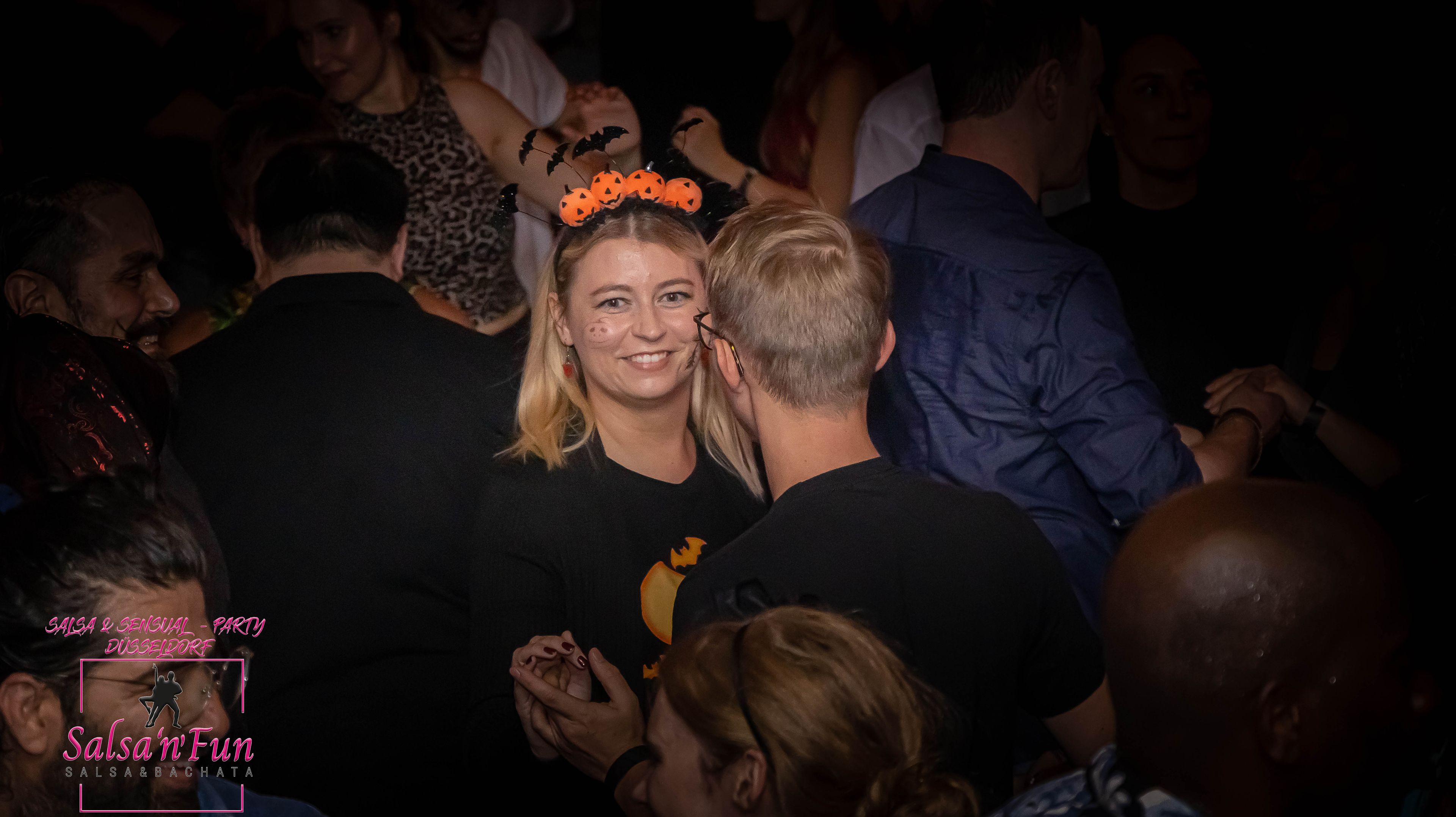 Halloween Salsa & Sensual Party 2024 - Bild 201