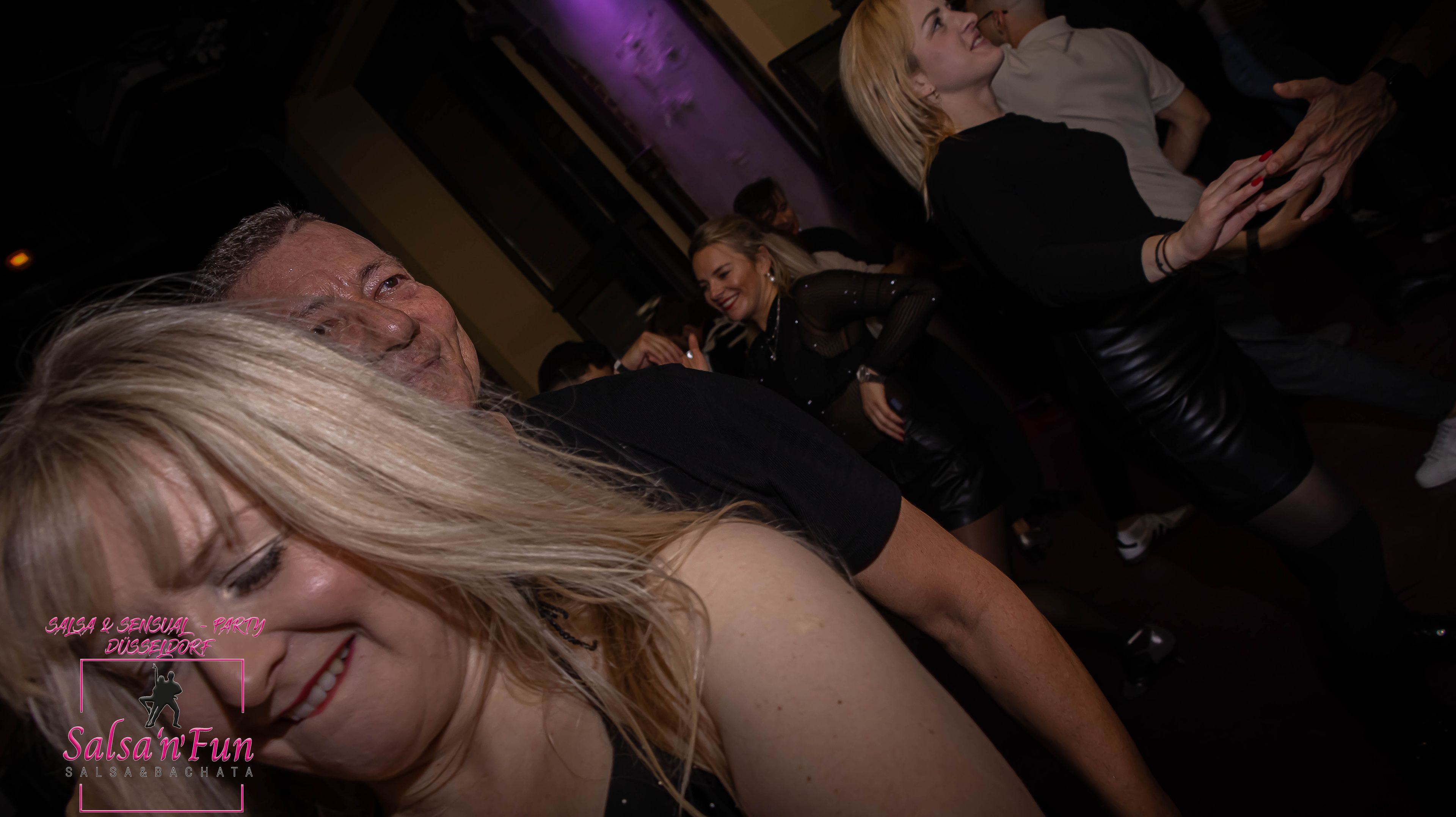 Halloween Salsa & Sensual Party 2024 - Bild 234